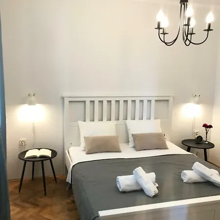 Moro Apartment