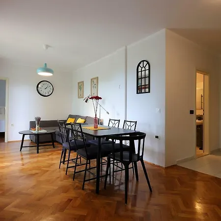 Apartment Moro Malinska